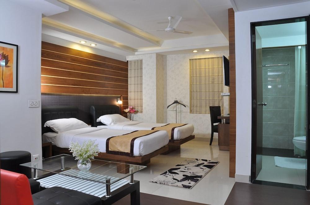 Hotel Niharika Kalkata Exteriér fotografie