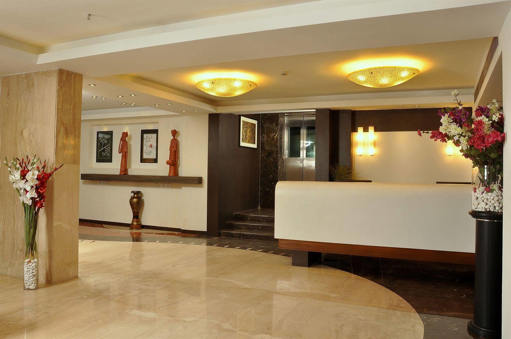 Hotel Niharika Kalkata Exteriér fotografie
